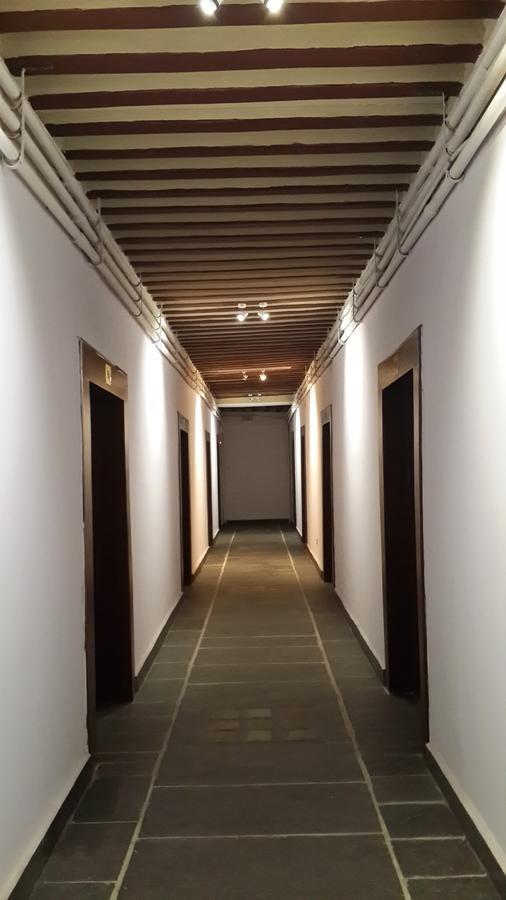 Hotel Heranya Катманду Экстерьер фото