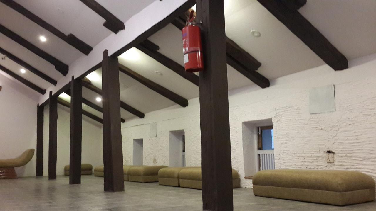 Hotel Heranya Катманду Экстерьер фото