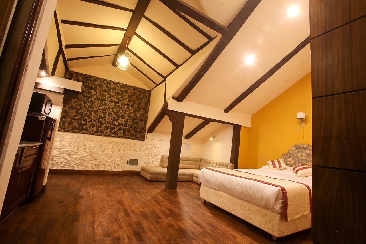 Hotel Heranya Катманду Экстерьер фото
