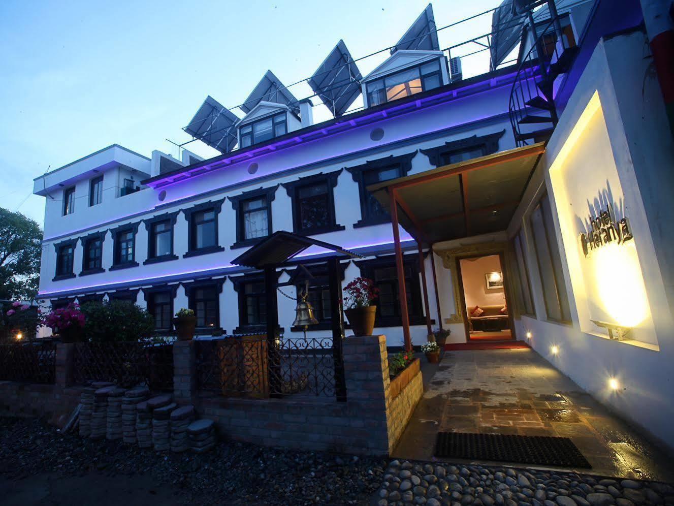 Hotel Heranya Катманду Экстерьер фото